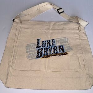 Luke Bryan Messanger bag tour of 2013